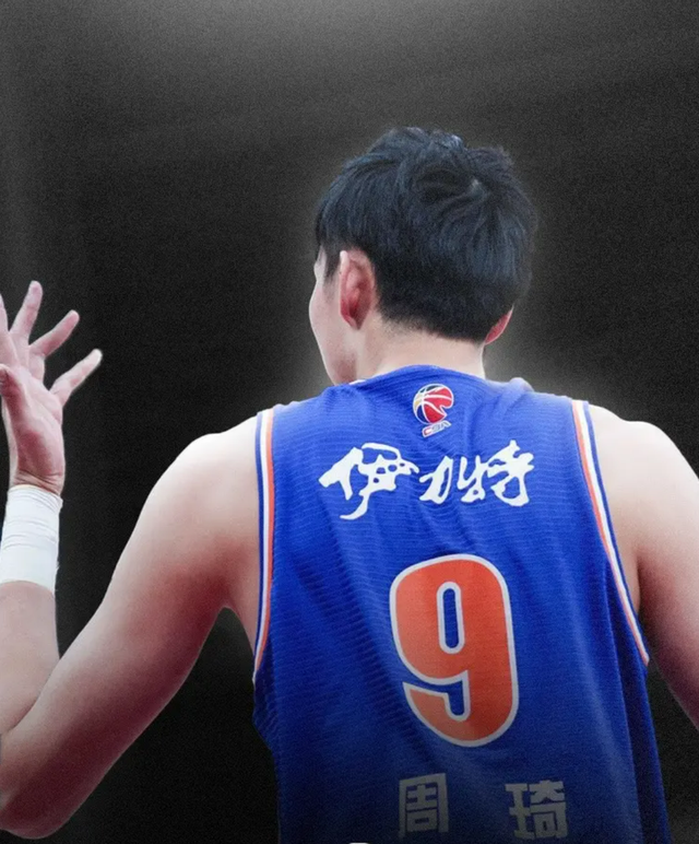 里程碑夜新疆广汇再遭质疑，德甲关键时刻刷纪录，管理层满意，身体对抗强度拉满(德甲高胜率初盘组合)