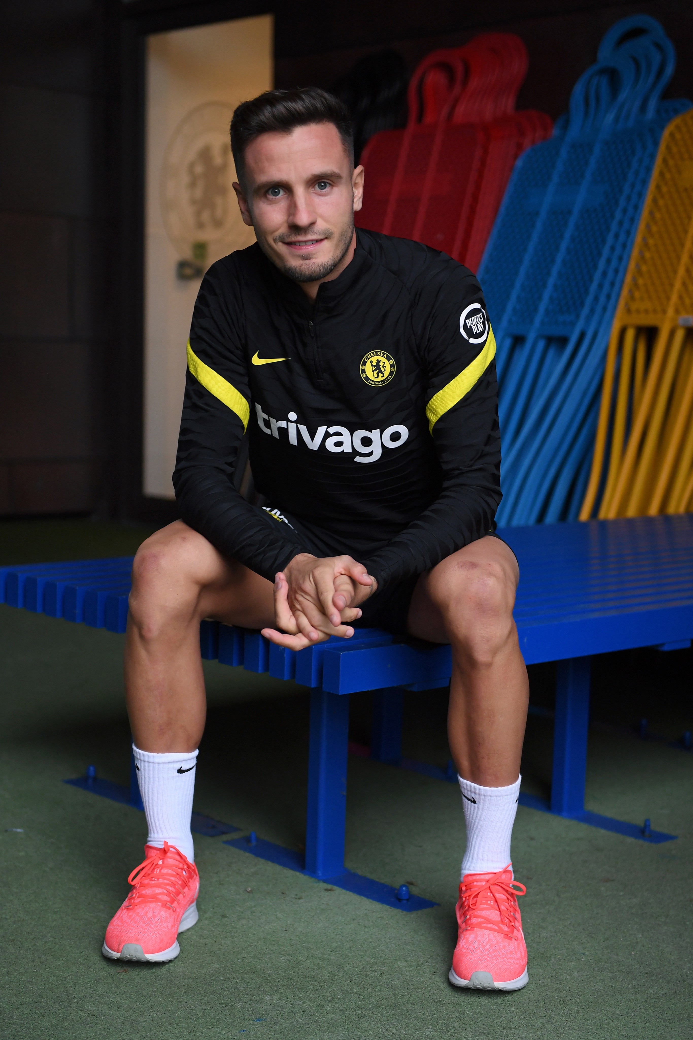 切尔西发布备战花絮；清晨造点机会；中超任务艰巨；训练强度明显提升的简单介绍