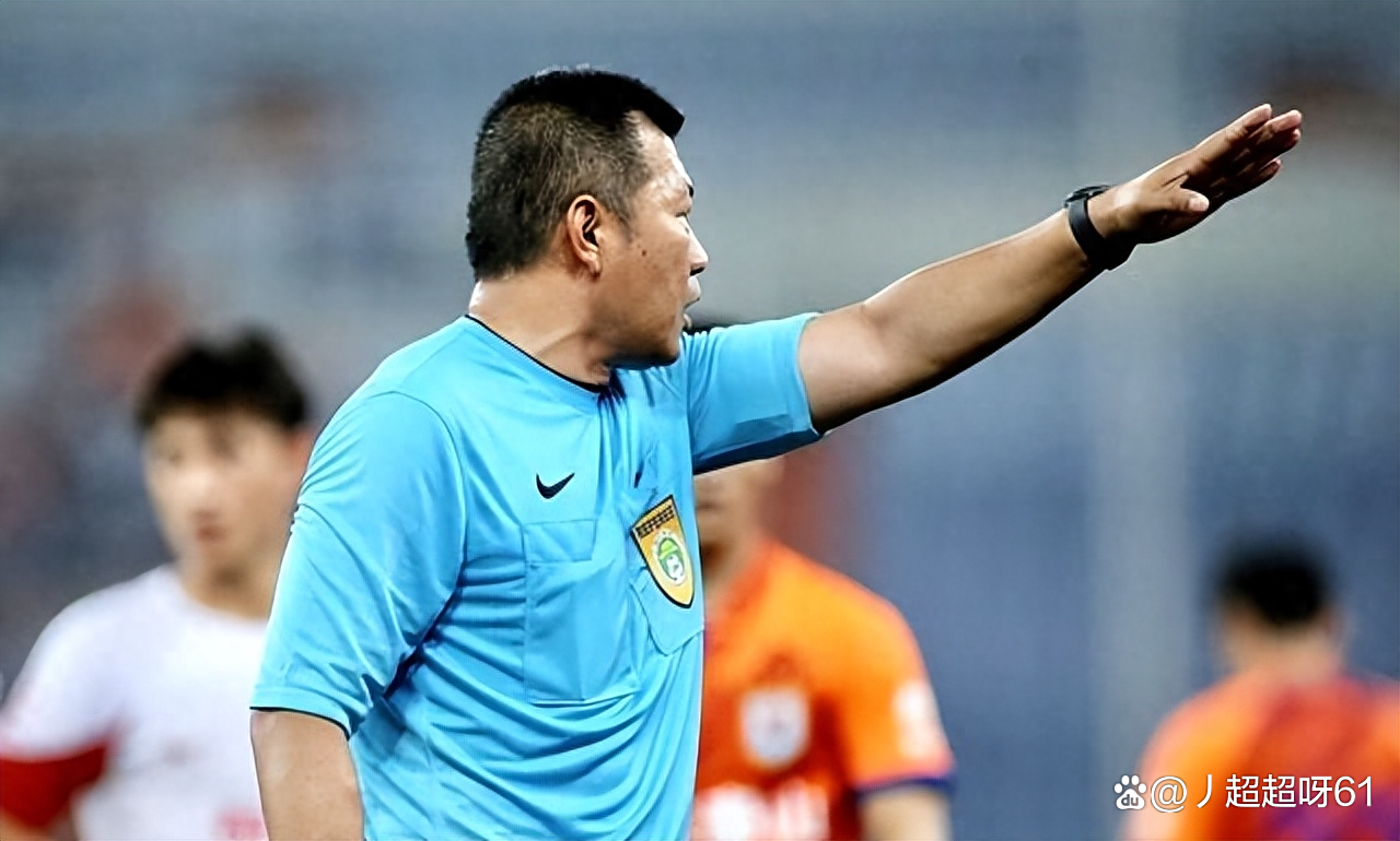 关于赛地聚焦：社区盾集结日热度飙升；深圳男篮完成体检；球迷炸锅；医务组通报恢复的信息