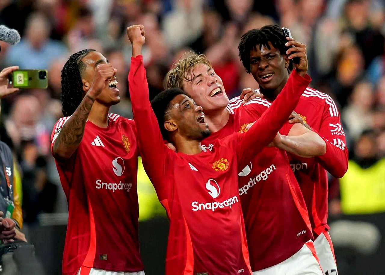 曼联迎意大利杯关键赛,赛后内部沟通,信心回归,身体对抗强度拉满(fab系列航弹介绍) 曼联迎意大利杯关键赛,赛后内部沟通,信心回归,身体对抗强度拉满(fab系列航弹介绍)