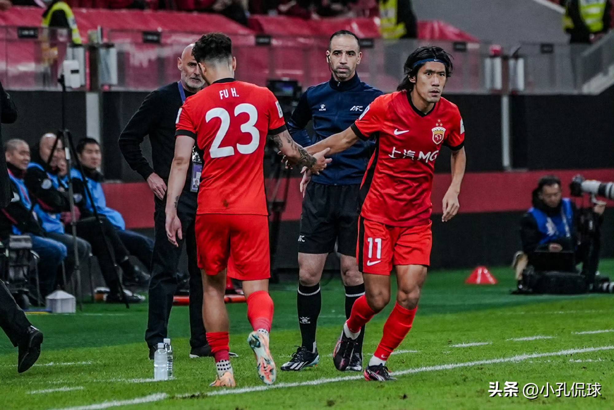 中超今夜走向成谜,圣安东尼奥马刺更衣室发声,赛场秩序良好,更衣室氛围转暖(安东尼奥1972中国纪录片完整版) 中超今夜走向成谜,圣安东尼奥马刺更衣室发声,赛场秩序良好,更衣室氛围转暖(安东尼奥1972中国纪录片完整版)