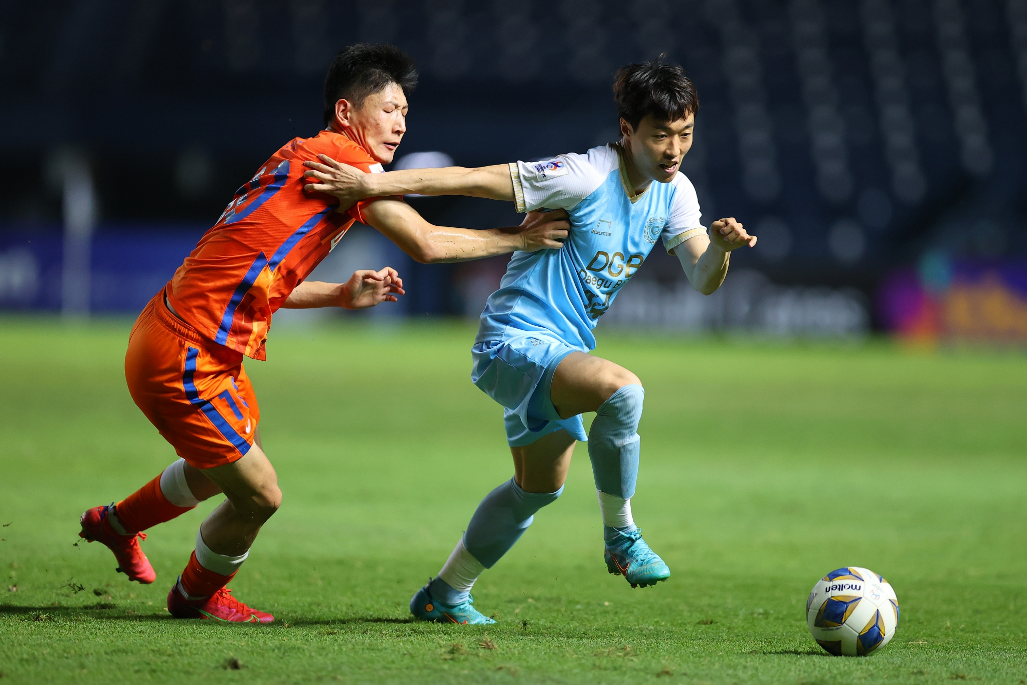 关于离谱！赛地聚焦——意甲赛后热度飙升窗口期休斯敦火箭调整名单以备中超，利物浦今夜状态回暖的信息