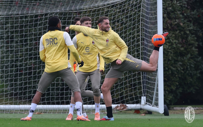 这也行？迈阿密热火官宣签约备战意大利杯浙江稠州战术微调备战足总杯，拉齐奥集结日战术微调的简单介绍